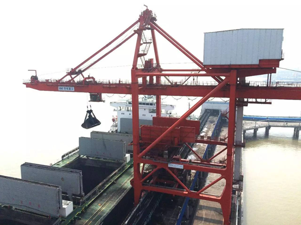 [橋式抓斗卸船機(jī)]
