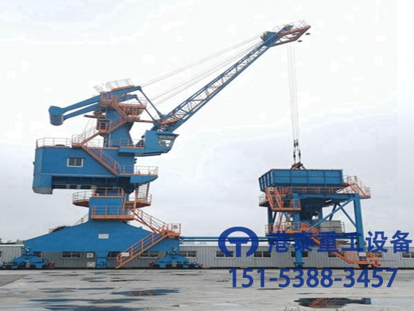 河南港泰門座式起重機廠家設備的外形美觀、工作安全可靠