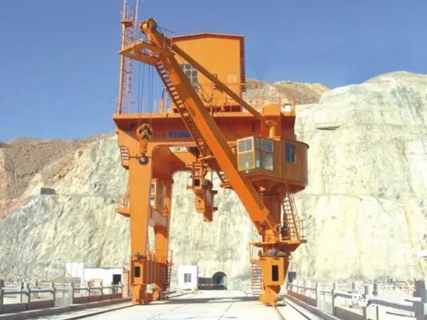 安徽蕪湖壩頂門機廠家電器控制系統(tǒng)組成